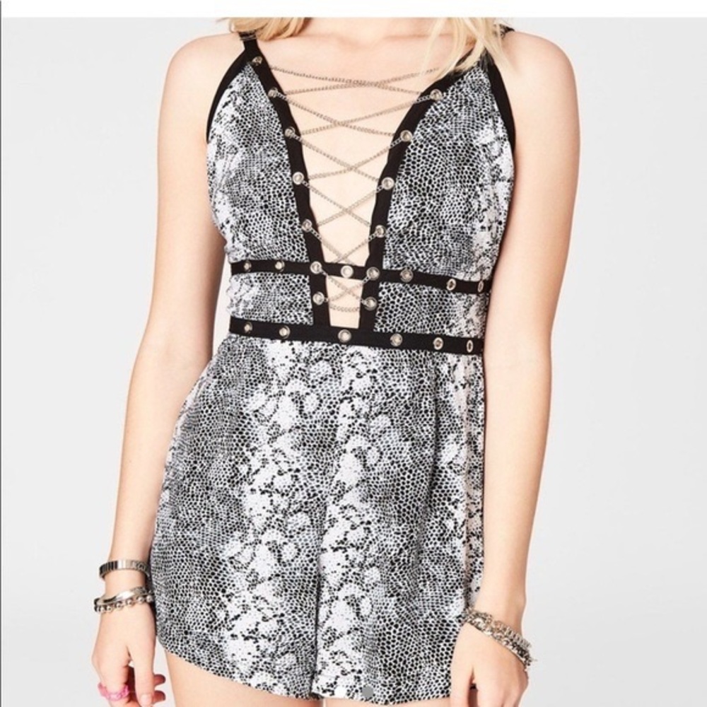 LF romper